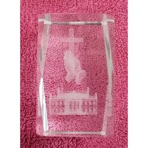 Laser etched crystal paperweight praying hands and cross over White House